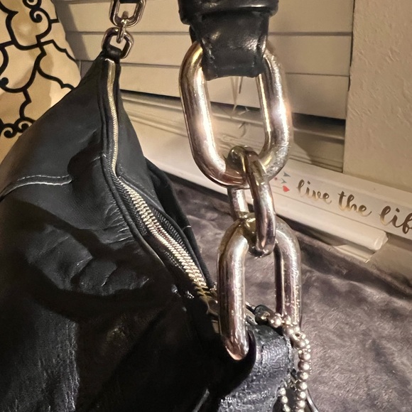 Coach Chelsea Ashlyn Hobo Bag - Black Leather - Picture 9 of 16